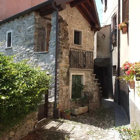Casa Antico Borgo لينّو
